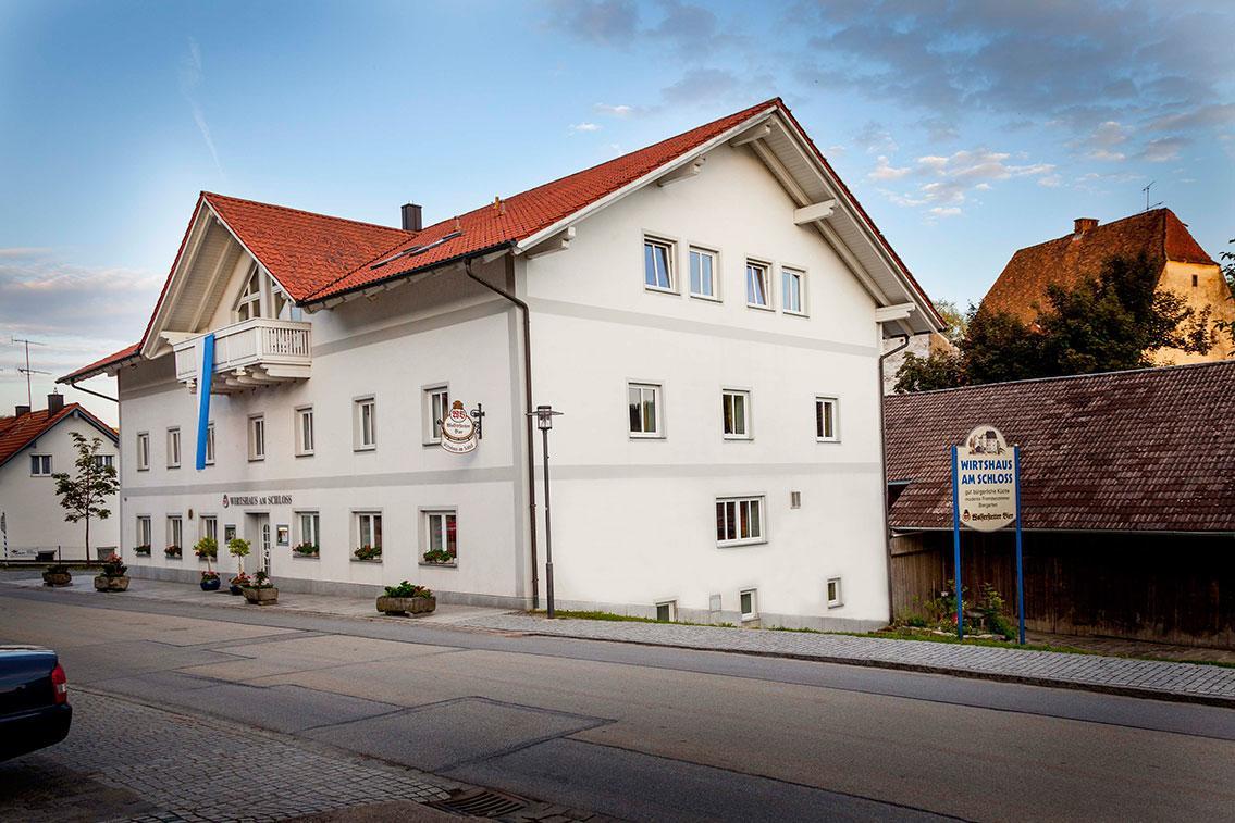Hotel Wirtshaus am Schloss Aicha vorm Wald Exterior foto